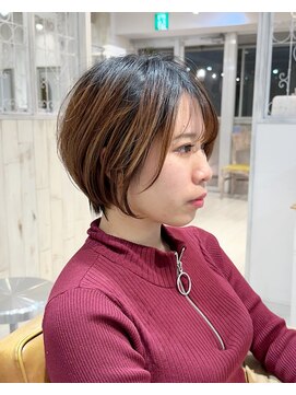 レイラバイアフロート 吉祥寺(Lila by afloat) 【畑中正敏】20代30代40代◎小顔丸みくびれショート、ボブ