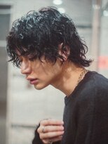 ライラ(Lyla)&nbsp;無造作　色気　ミレニアムウェービーマッシュウルフ