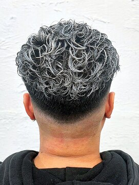 アクティ(actie) メッシュ×極道スパイラルパーマ【@xoxoayu3】南柏/メンズ