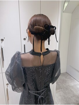 パーヴミックスガラ(Parve Mix GALA) 【 moka 】お呼ばれヘアセット / ツインヘア