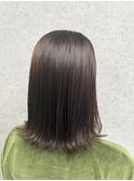 ピンクベージュ 切りっぱなしボブ