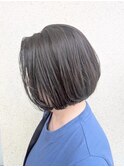 アッシュベージュ×顎ラインボブ
