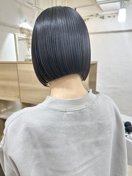 エン バイ ユアーズヘア 銀座店(eN° by youres hair) ミニボブ黒髪ボブ 切りっぱなしボブ 髪質改善ストレート縮毛矯正
