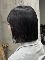 ルイ(ROUIS produced by LUCK 津田沼)&nbsp;ROUIS 津田沼 黒髪スタイル/切りっぱなしボブ/アッシュブラック