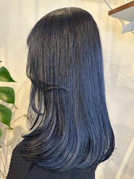 ピークスヘア(peaks hair) ブルーブラック ネイビーカラー ダークブルー 堀江 ブリーチ1回