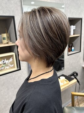 黒髪/クラゲヘアー/オリーブグレー/小顔/ココアベージュ［稲毛］