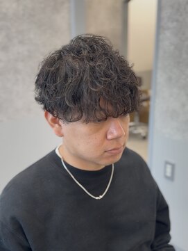 トッカ 茨木(tocca) 【momoka】大人男子のツイストスパイラル