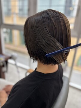 ヘアメイク デザート(HAIR MAKE DESART) 木村法子【内巻きボブ×オリーブグレー】