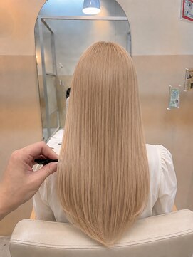 レヴァ(LEVA) 【茨木】ブリーチ毛でも叶う艶ロングヘア