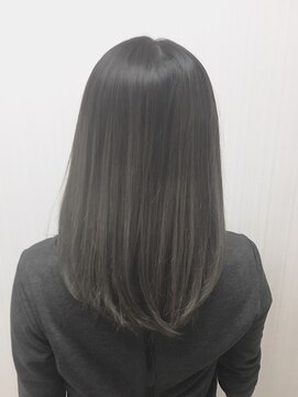 スーリール 博多店(Sourire) イルミナカラー 透け感グレージュ [Sourire hakata 出川千尋]