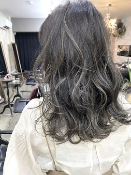 プラグ ヘアーデザイン 大名店(PLUG hair design) コントラストハイライト