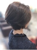 20代30代40代抜け感ショートレイヤーミルクティベージュ