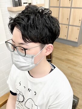 ネオリーブ クーロ メゾン 横浜(Neolive curro Maison) アップバング×ツーブロック[メンズ]