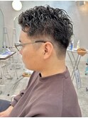 刈り上げツイストスパイラルパーマ無造作ビジネスメンズヘア