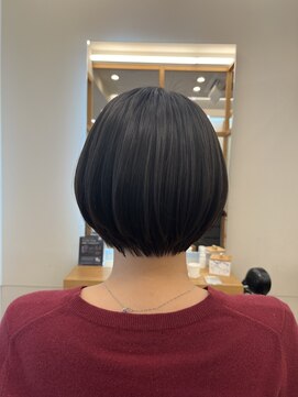  リュクスバトーバイトリコ 船橋南口店(Luxe BATEAU by tricot) 丸みショート