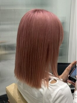 ブランコ トレス 岐阜(BLANCO tres)の写真/デザインカラーは《BLANCO tres 岐阜》にお任せ！透明感のあるスタイルで周りと差がつくスタイルを◇