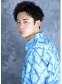 ツイストスパイキーショート