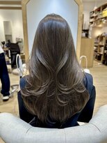 バイオレットジェム(Violet`jem)&nbsp;ロングレイヤーブリーチなしアッシュブラウンハイレイヤー