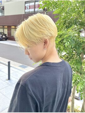 カケル(×.) 抜きっぱなし×センターパート