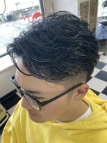 ハウディー(HOWDY)&nbsp;くせ毛を生かした　毛流れセンターパート！【HOWDY前橋店】