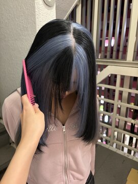 ジンクス 渋谷(ZYNX) 落ちるデザイン☆ブルー×ホワイト