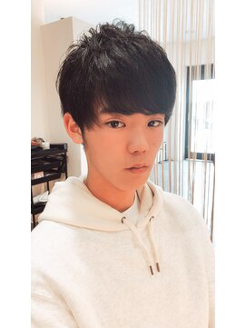 キュキュラ(CuCuLa) 短髪ツーブロックモテる黒髪束感ナチュラルマッシュ