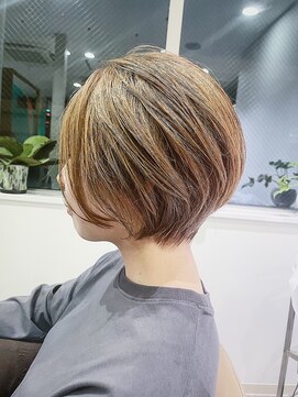 インビテーション 名古屋(invitation) ★ブリーチ1回★柔らかベージュショート