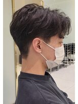 六本木美容室 白金店&nbsp;センターパート/韓国/ツーブロック/黒髪/マッシュ