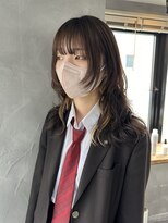 リュッカ(Lyuck) 【MANA】レイヤー/顔周りウルフ/波巻き/セミロング