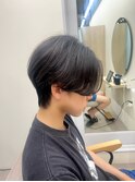 前下がりセンターパートウルフ　ジェンダーレス  メンズライク