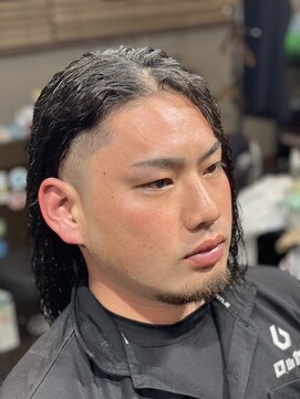 コーク(coke) twist spiral perm × fade style