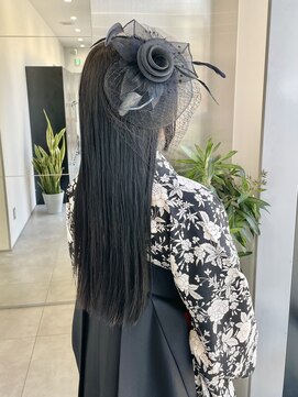ゴウトゥデイシェアサロン 町田店(GO TODAY SHAiRE SALON) 卒業式ストレートアレンジ♪