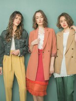 カバーヘアアンドスパ ブリス 浦和(COVER HAIR&SPA bliss)&nbsp;細めハイライトカーキグレージュくせ毛風小顔こなれヘアtk浦和