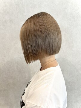 イースブルー 高松店(Y’s Blue) ◎お客様スタイル◎ミルクティーボブ