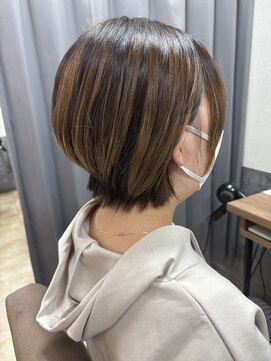 【幅広い年代に人気】纏まる楽なショートボブ