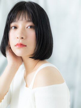 黒髪大人美人ぱっつん前髪ミニボブs小山20代30代40代