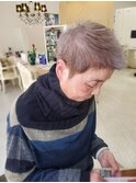 白髪を活かしたデザイン