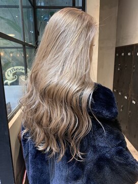 アルカナ 明治神宮前原宿(ARCANA) ホワイトベージュ