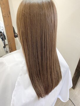 トランス(hair esthetics salon trans) ストレートロング