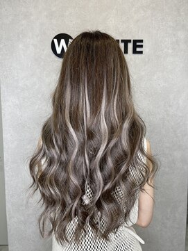 ホワイト(WHITE) [WHITE RYOTA]コントラストハイライト風シールエクステ