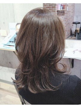 ルリラ(RURIRA) ミディアムウルフ