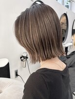 ヒビヲ(HIBIO)&nbsp;ナチュラルボブショートミニボブダブルカラーハイライトブリーチ