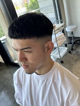 ザ オーダー(THE ORDER) クロップスタイルフェードカットツイストスパイラルパーマ波巻き