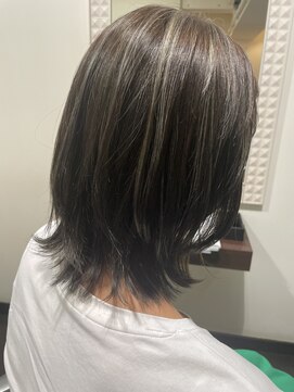 レヴル(REBEL) キレイめくびれヘアー/レイヤー/ハイライト/アッシュカラー