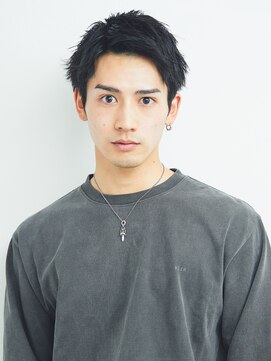 ルクスドレ 新宿(Luxe doree') コンマヘア/センターパート/ツイストスパイラル/［新宿駅］