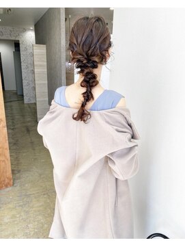 ニド(2do) 編みおろしアレンジ