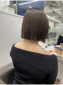 切りっぱなしボブパツッとボブ