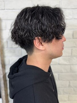 リコ 池袋東口店(Liko) ツイストスパイラルパーマ　ツーブロック　マッシュパーマ　束感