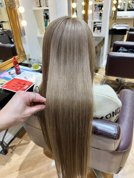 コワファースト  させぼ五番街店(COIFF1RST) ホワイトミルクティー☆