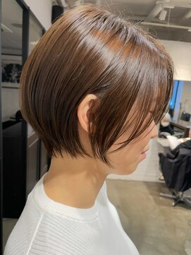 ソワネ 表参道(soigne) 表参道大人ショートボブ顔周りレイヤーカットくびれショート40代